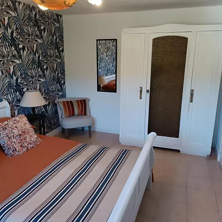 Coste De Laval דירה *