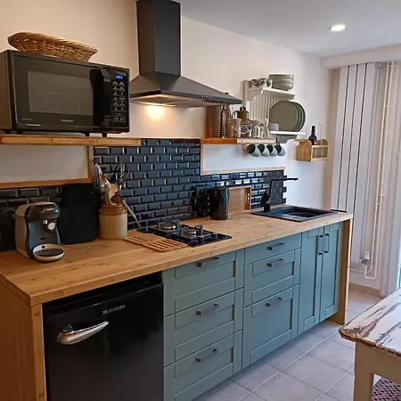 Coste De Laval Apartment *