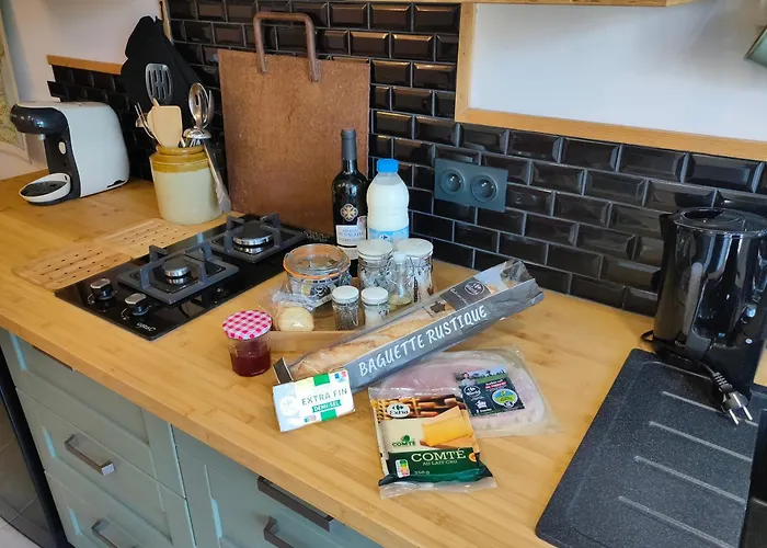 Coste De Laval Apartament